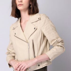 Crop Biker Jacket | biker jacket in faux leather.