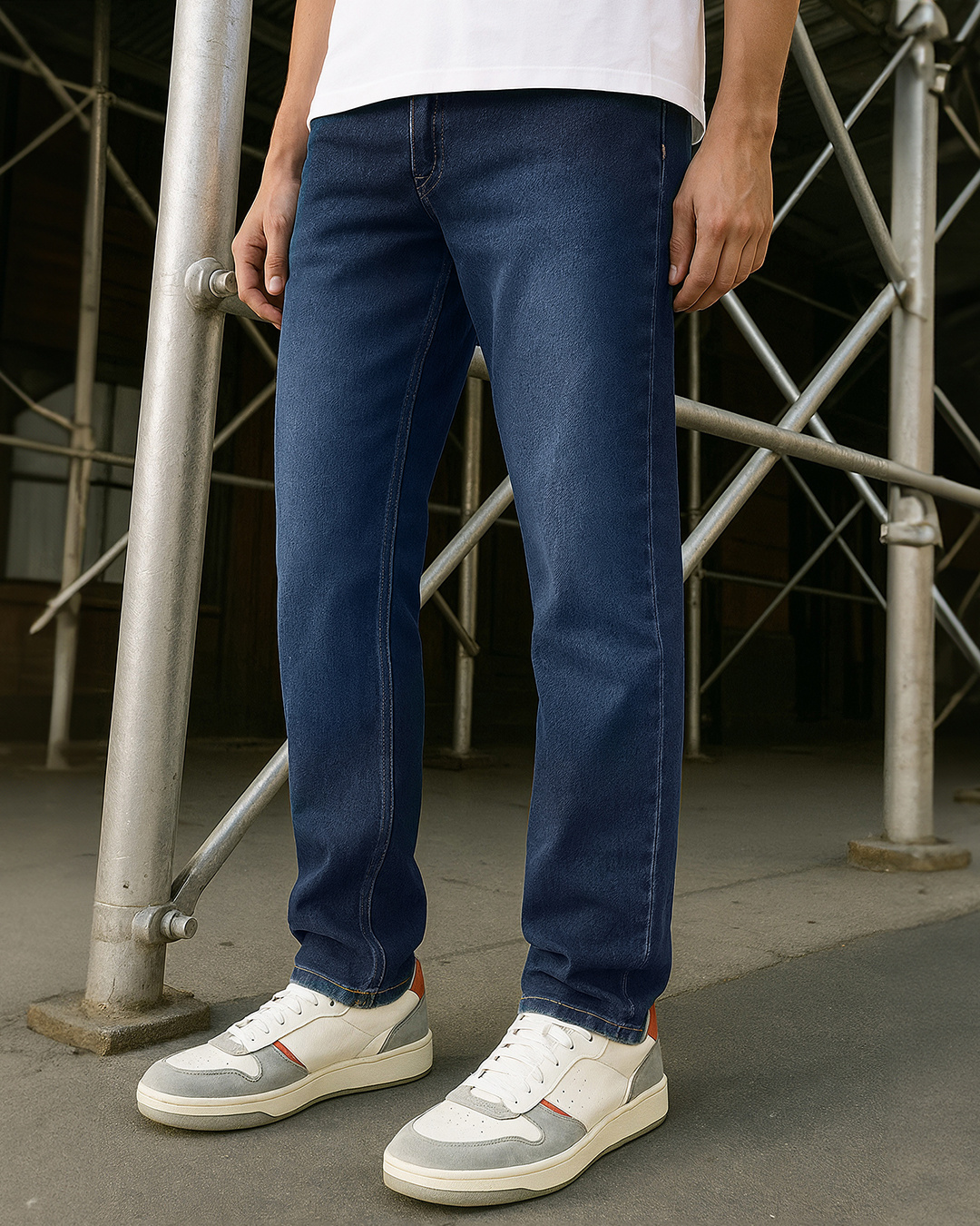 Men's Blue Slim Straight Fit Stretchable Mid-Rise Jeans Online