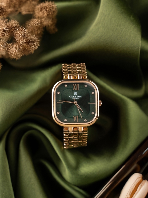 Carlton London Women Dial & Stainless Steel Bracelet Style Straps Analogue Watch CLSSCDGRN