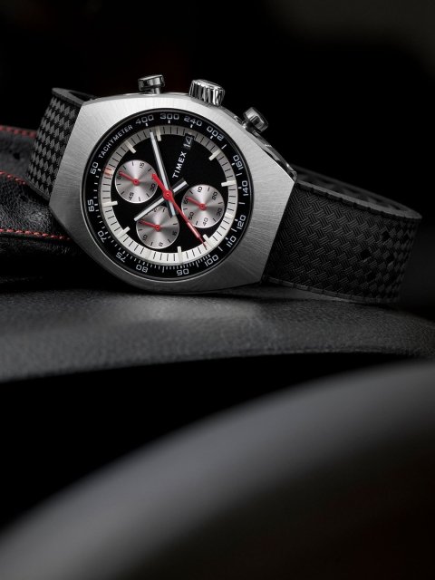 Men Dial & Straps Analogue Watch TW2W64500UJ