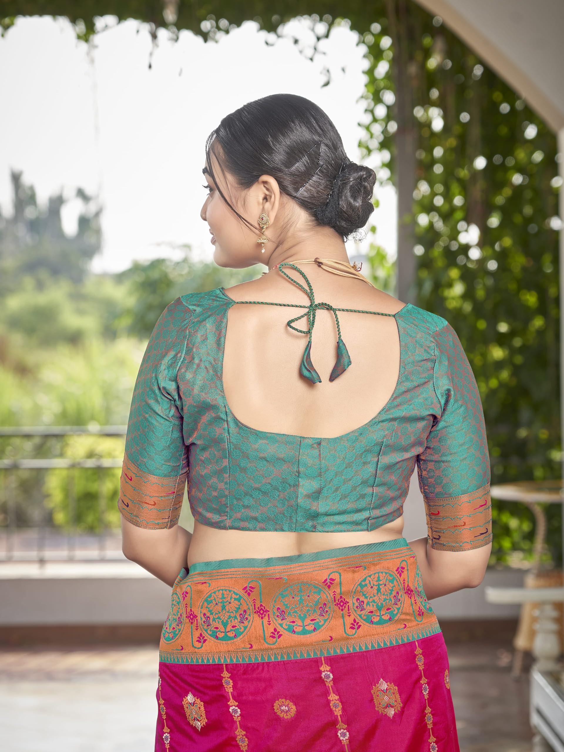 MANOHARI Women’s Most Trendy Banarasi Woven Pink with Green Saree With Heavy Jacquard Work Saree With Blouse Piece